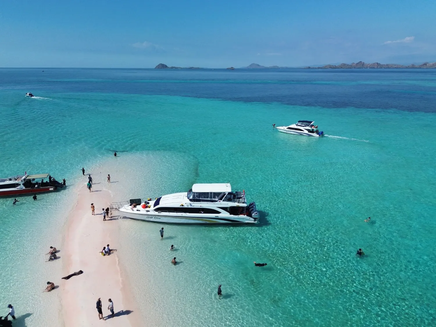 Komodo Boat Tour